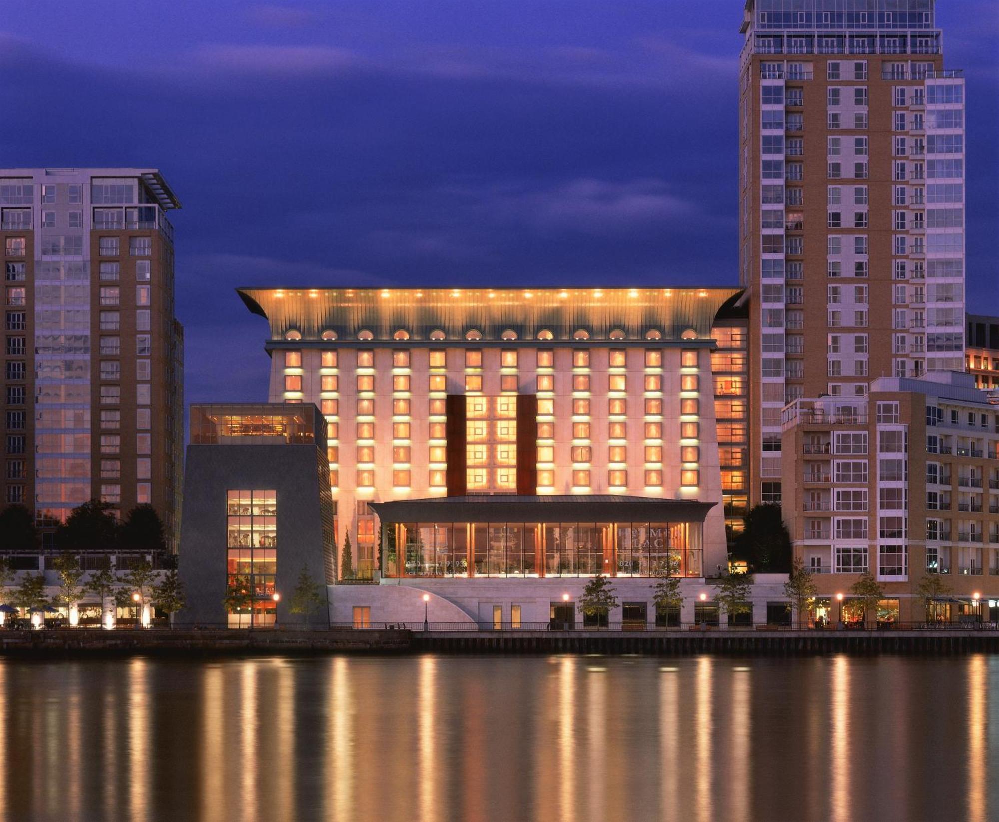 Canary Riverside Plaza Hotel Londres Exterior foto The InterContinental London O2