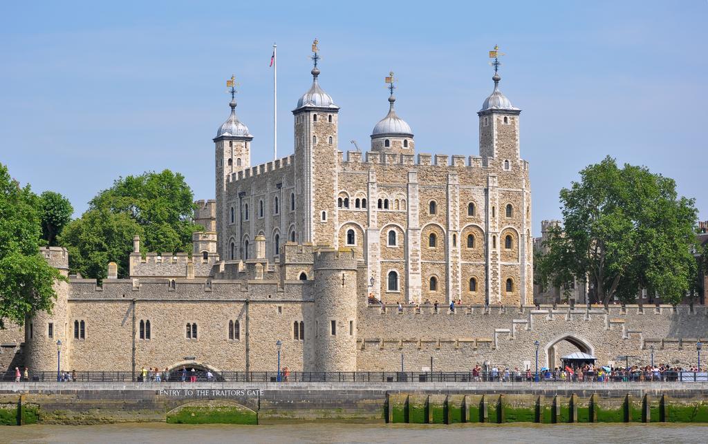 Canary Riverside Plaza Hotel Londres Exterior foto The Tower of London