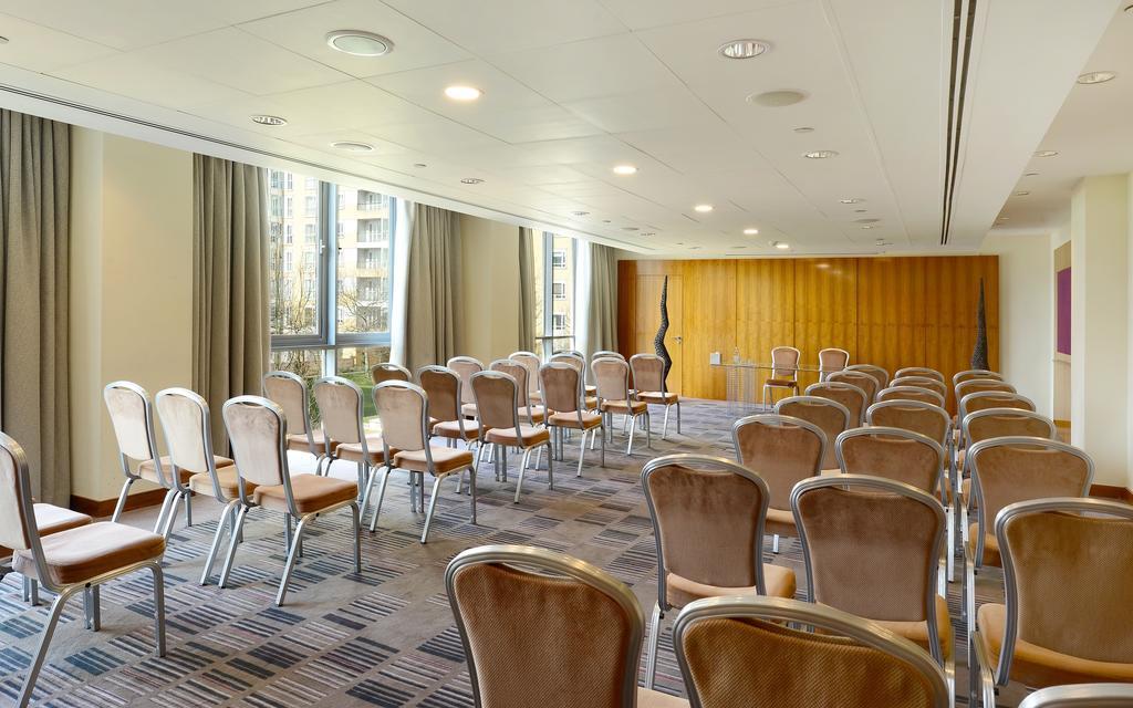 Canary Riverside Plaza Hotel Londres Exterior foto Meeting room
