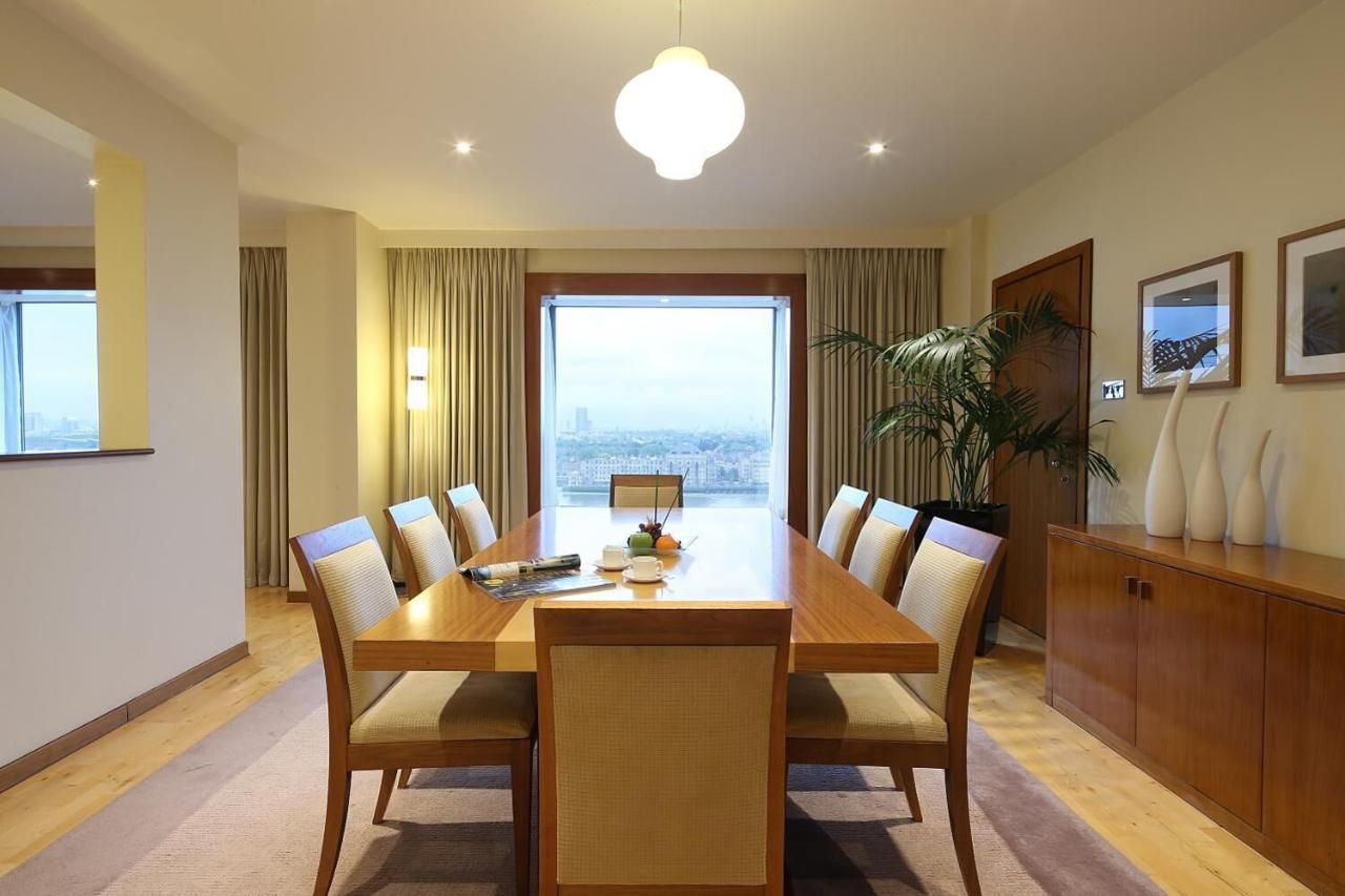 Canary Riverside Plaza Hotel Londres Exterior foto A dining room